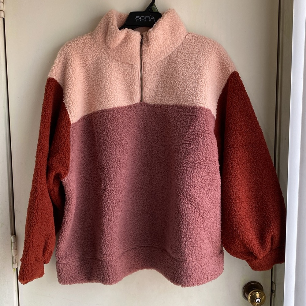 Universal Thread Goods Co Pullover Top - Picture 2 of 3